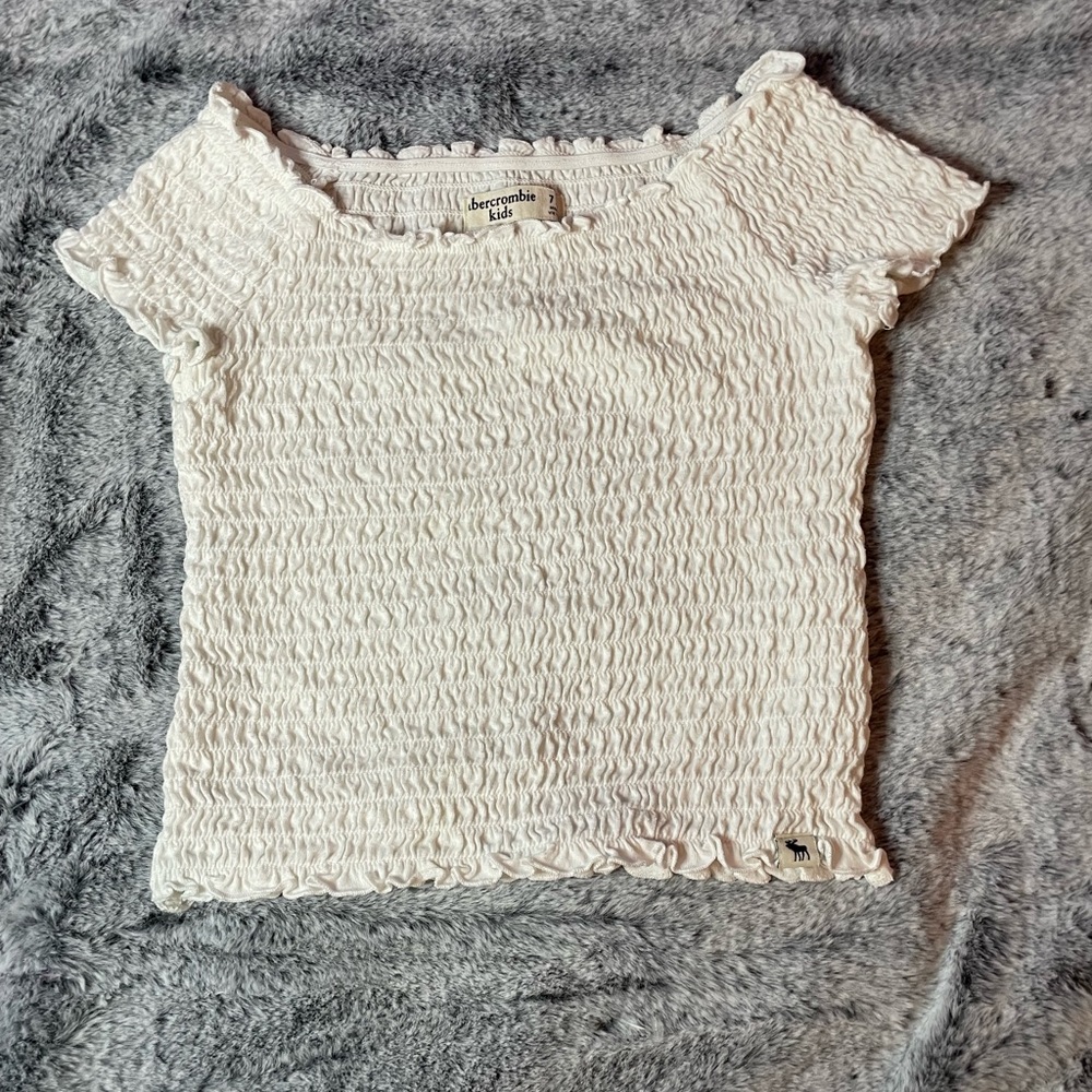 White cropped short sleeve shirt